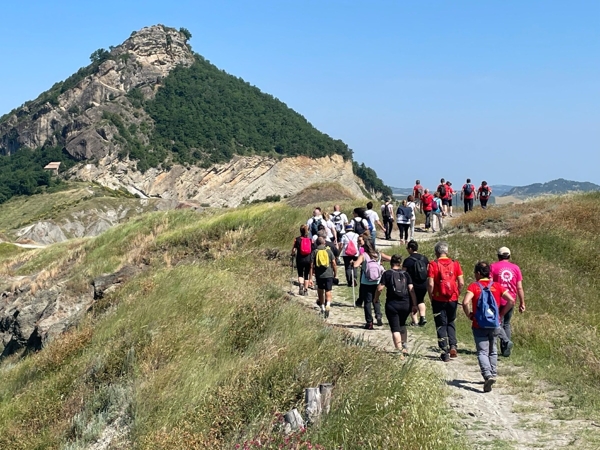 In marcia verso la Rocca di Maiolo: 130 persone alla terza Camminata per la Vita - PH Antonio Piccinini