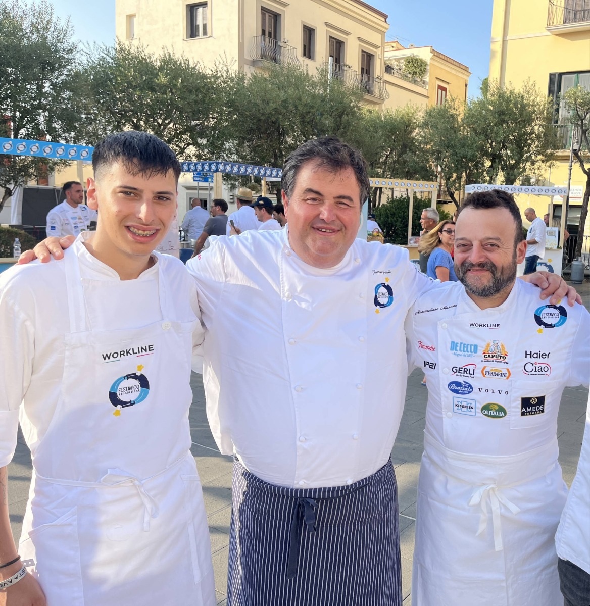 La Sangiovesa all'evento dello chef Gennaro Esposito: la piadina fa "impazzire" Vico Equense - Da sinistra Matteo Bernabini, Gennaro Esposito e Massimiliano Mussoni