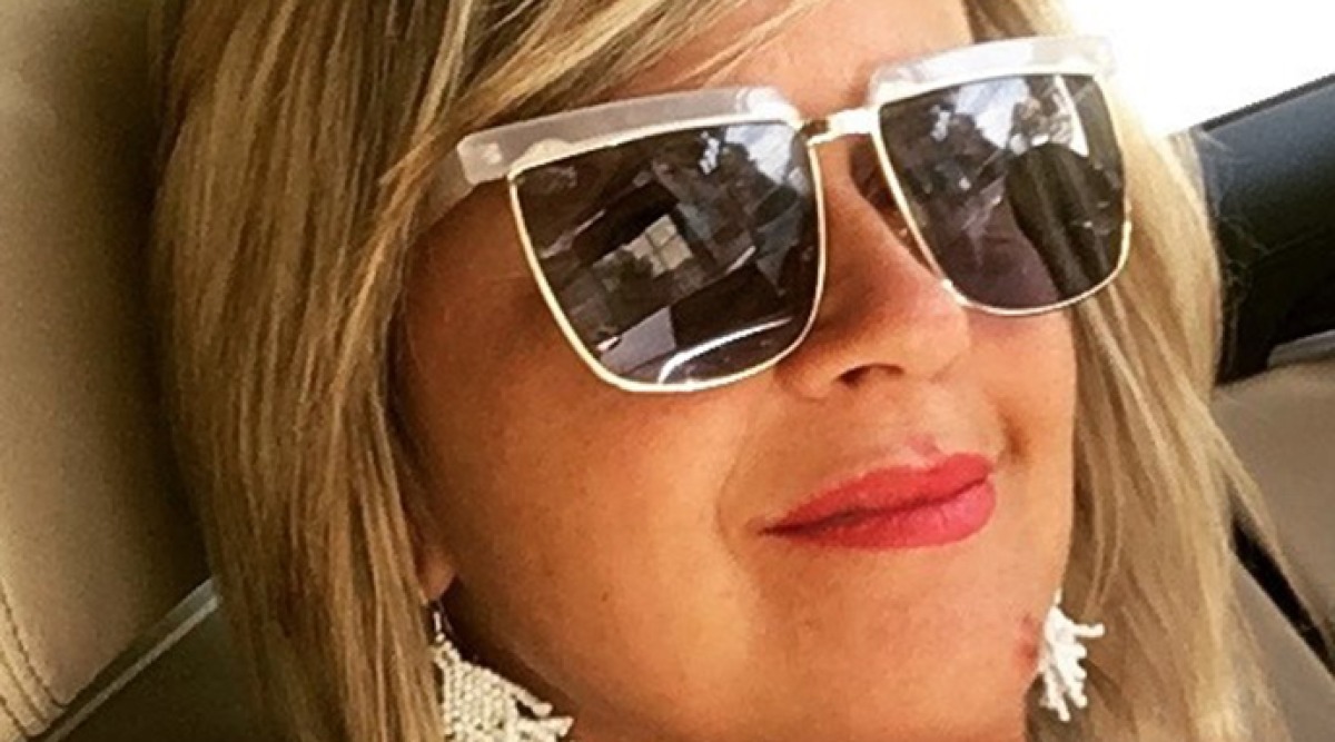 Colpita da un malore improvviso a 49 anni davanti ai figli. Addio a Valentina, mamma solare e generosa - Foto dal profilo facebook