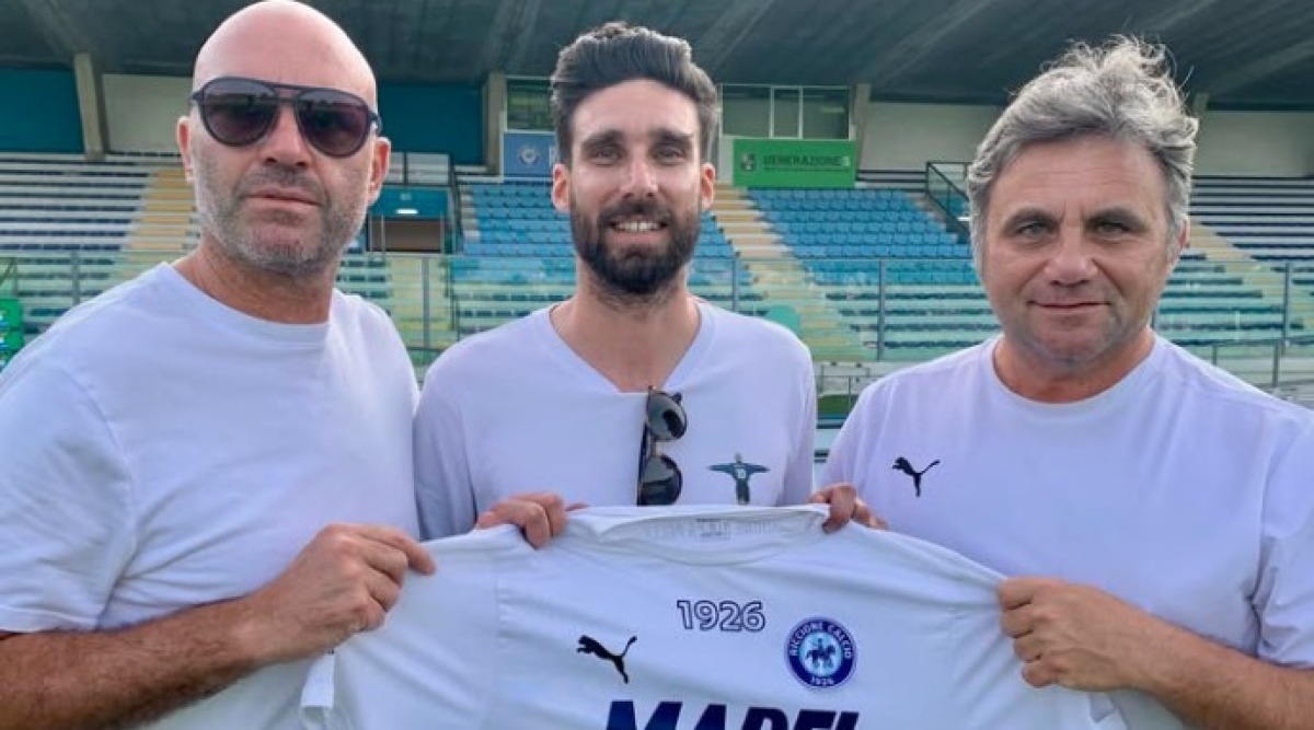 Calcio, la Sampierana perde Ponticelli: va al Poggibonsi in D - Fabio Sottile (al centro)