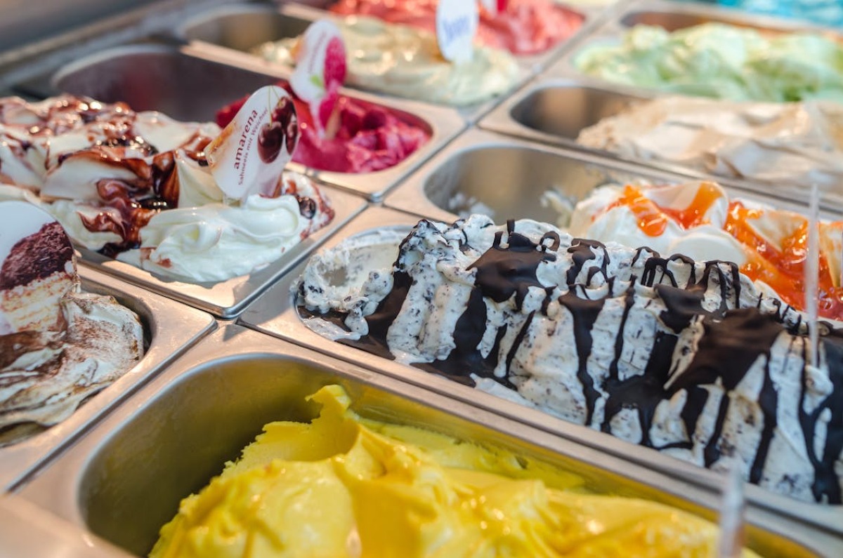 Estate: il gelato diventa un lusso in Riviera – più piccolo e più caro -