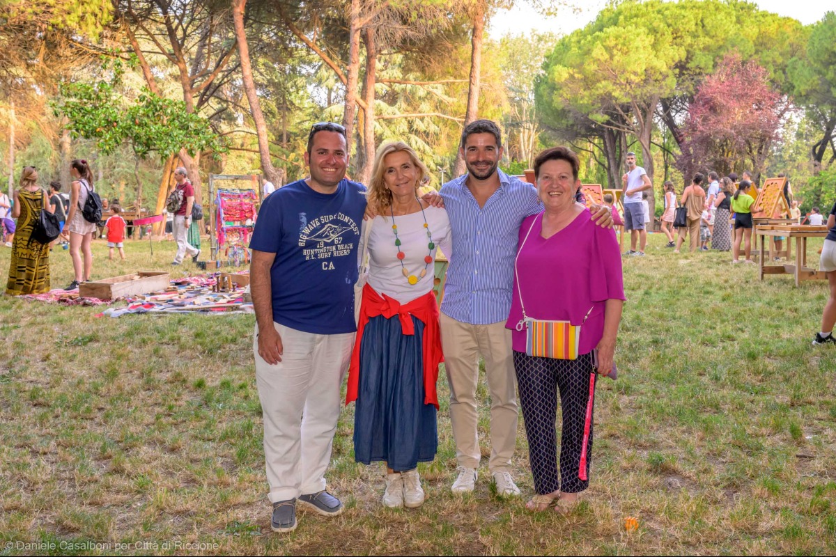 Riccione, successo per “Insieme nel parco… che spettacolo!”: un pomeriggio di festa - Ass. Andruccioli, Vicesindaca Villa, Ass. Imola e Ass. Zoffoli - Ph Casalboni