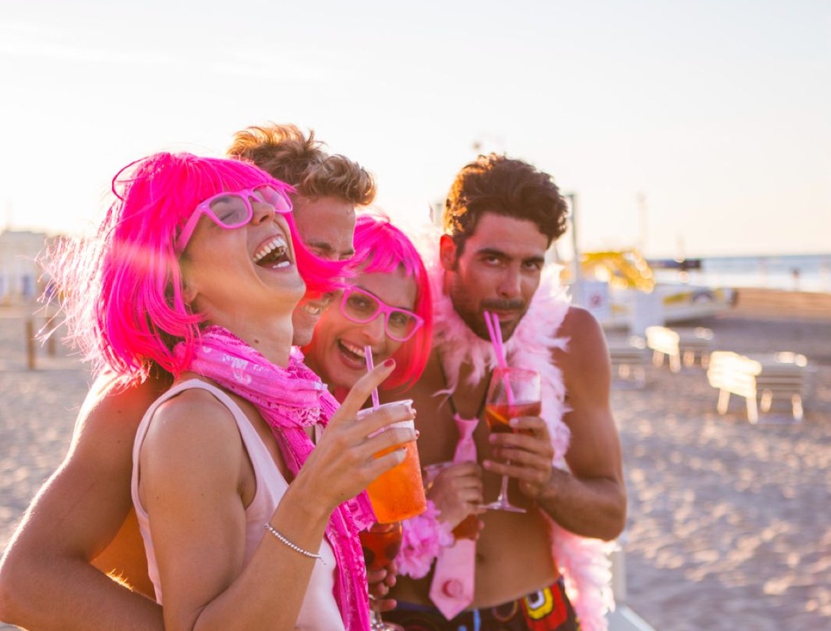 Anche i Parchi Divertimento si tingono di Rosa nel weekend più Pink della Riviera -