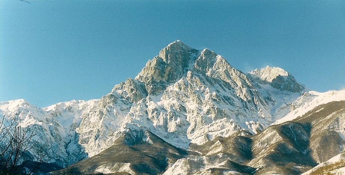 Gran Sasso, un indagato per la morte dei due alpinisti: si indaga sui soccorsi -