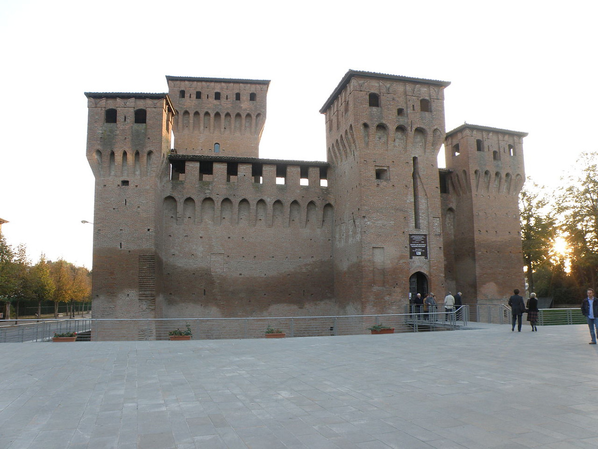 Quello che nessuno ti ha mai raccontato | La Rocca Estense di Modena e il suo passato dimenticato - Foto: Tizianook