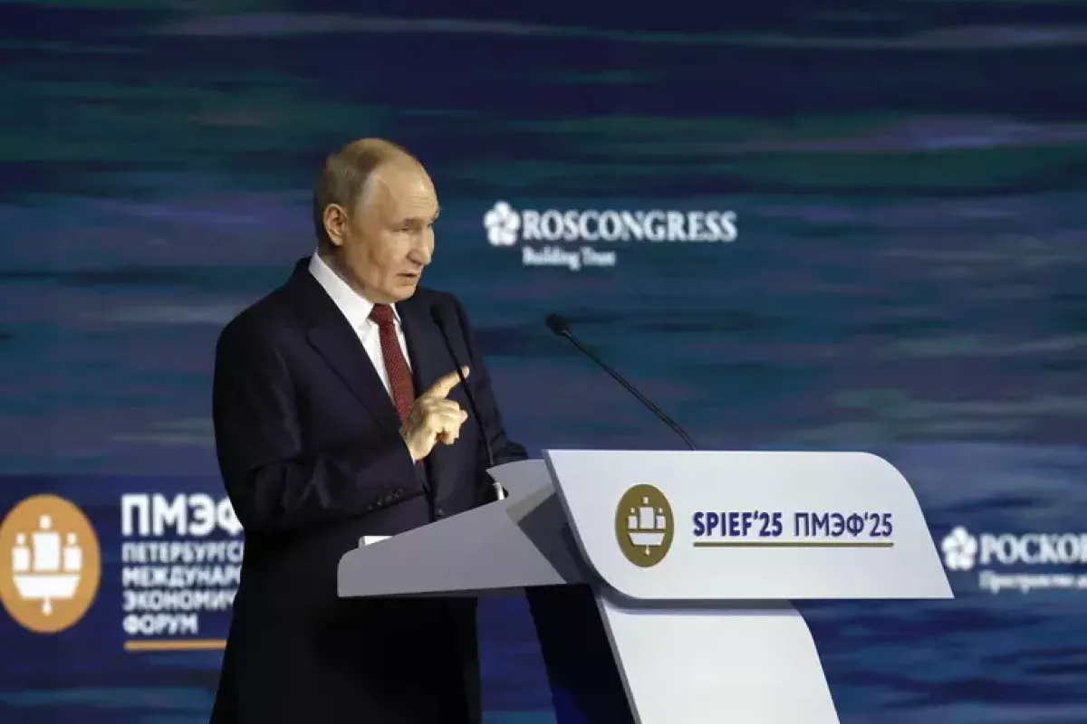 Putin: "Tutta l'Ucraina è nostra, russi e ucraini sono un unico popolo" - © Ansa/Epa