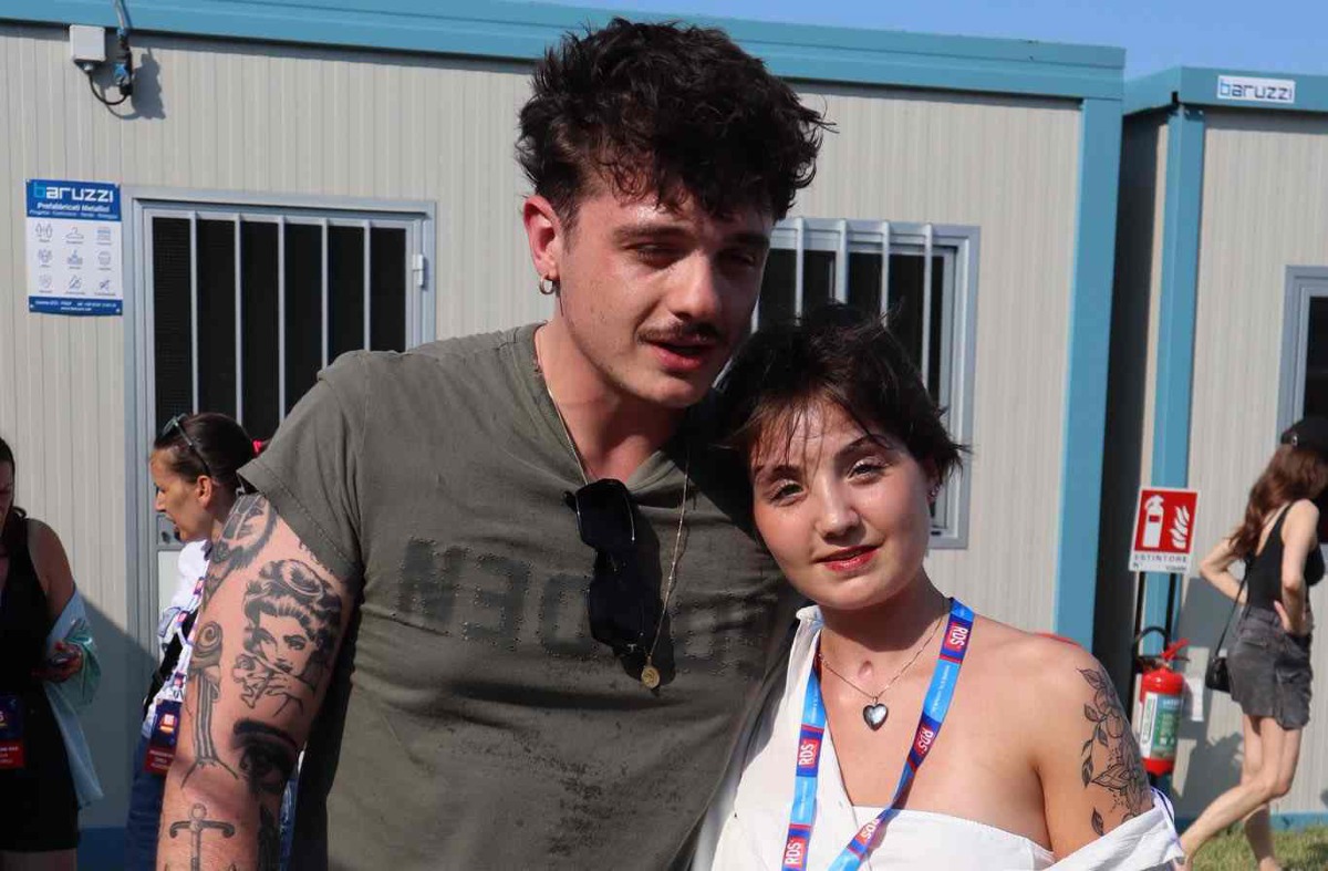 Aurora uscì dal coma ascoltando le canzoni di Olly: l'emozionante incontro con il cantante a Rimini