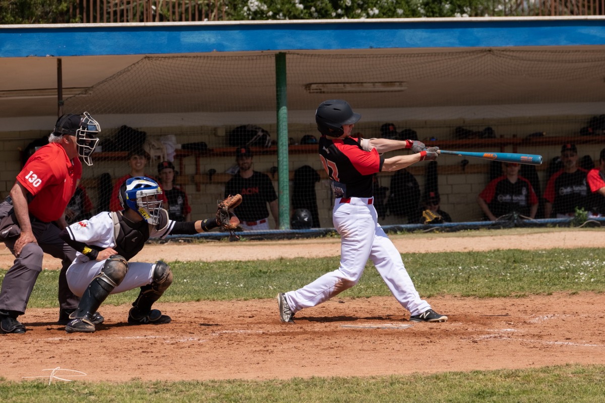 Baseball, New Rimini: doppio hurrà con la capolista (8-2, 3-2) - Enrico Perazzini