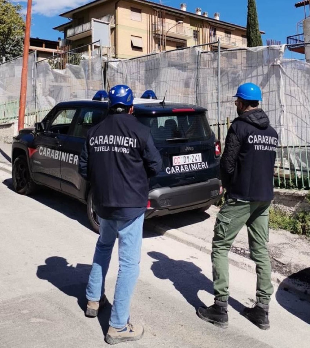Rimini, maxi operazione dei Carabinieri del Lavoro: 8 aziende sospese e 150mila euro di sanzioni -