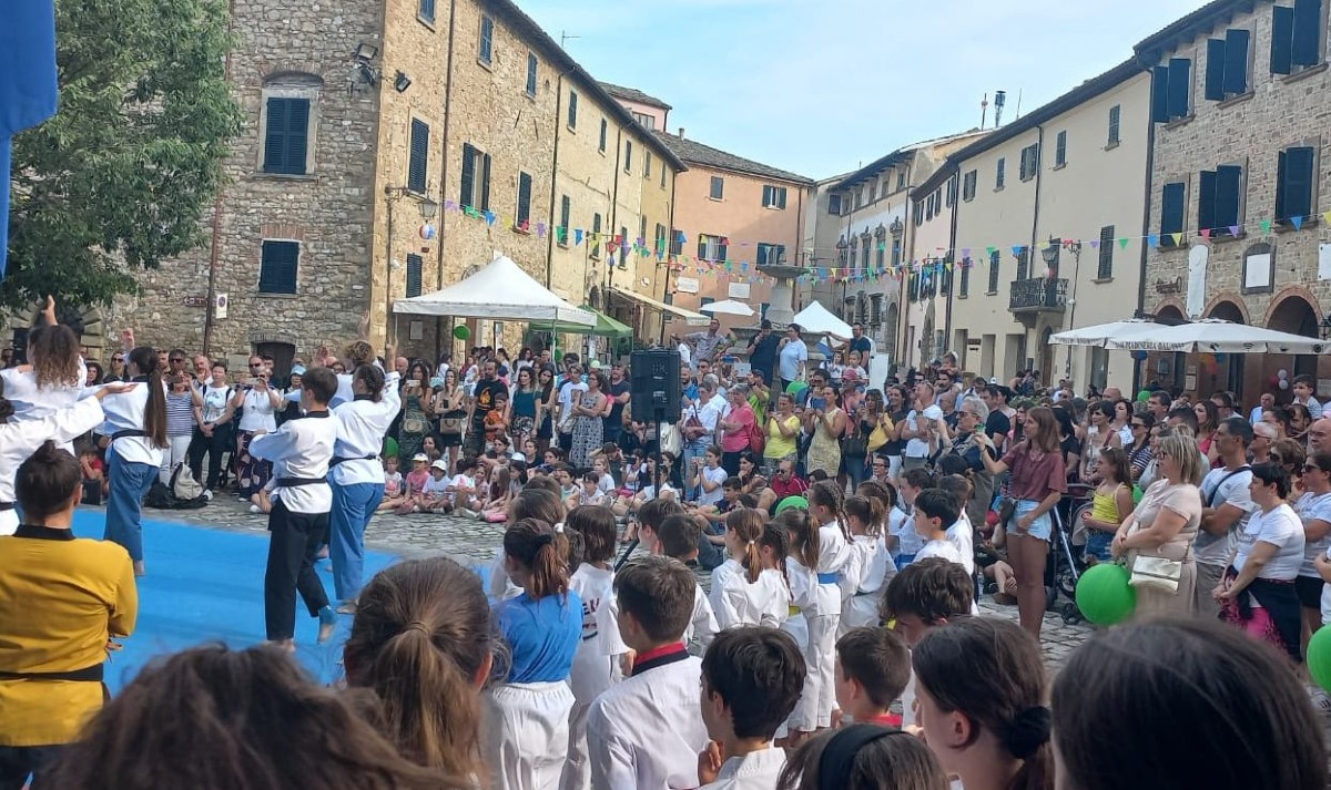 San Leo si trasforma nella Città dei Bambini: giochi, magie e scienza per tutti -