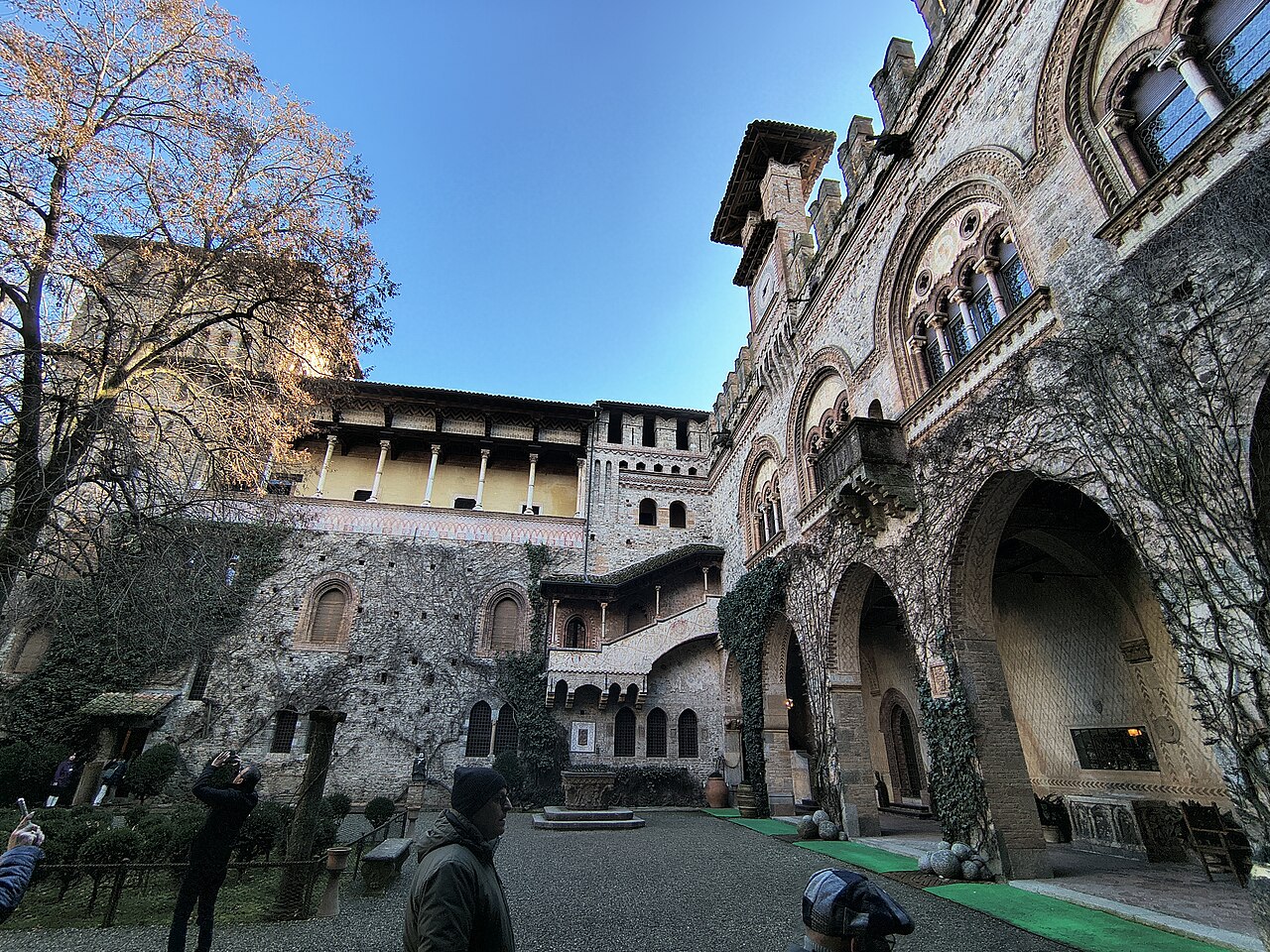 Cortile del castello