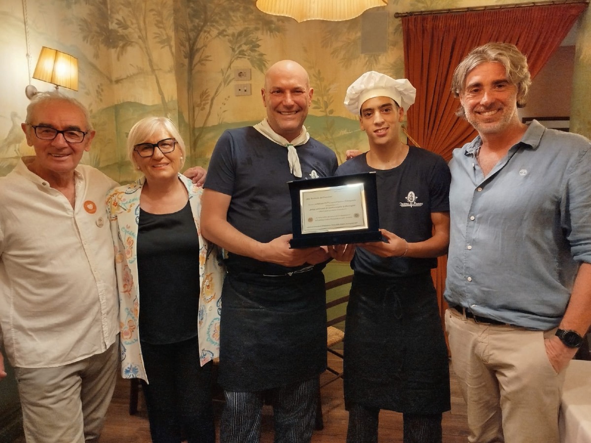 SantaPiada 2025 celebra l’eccellenza gastronomica: la Trattoria del Passatore ottiene la certificazione IGP -