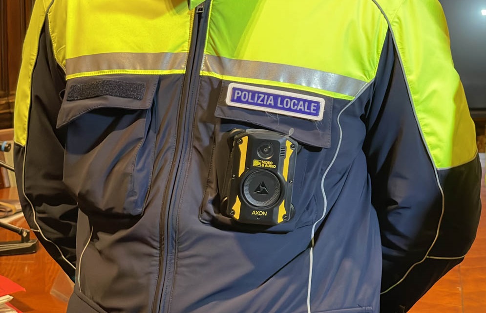 Bodycam per gli agenti di Polizia Locale: Rimini cerca contributi in Regione - Bodycam