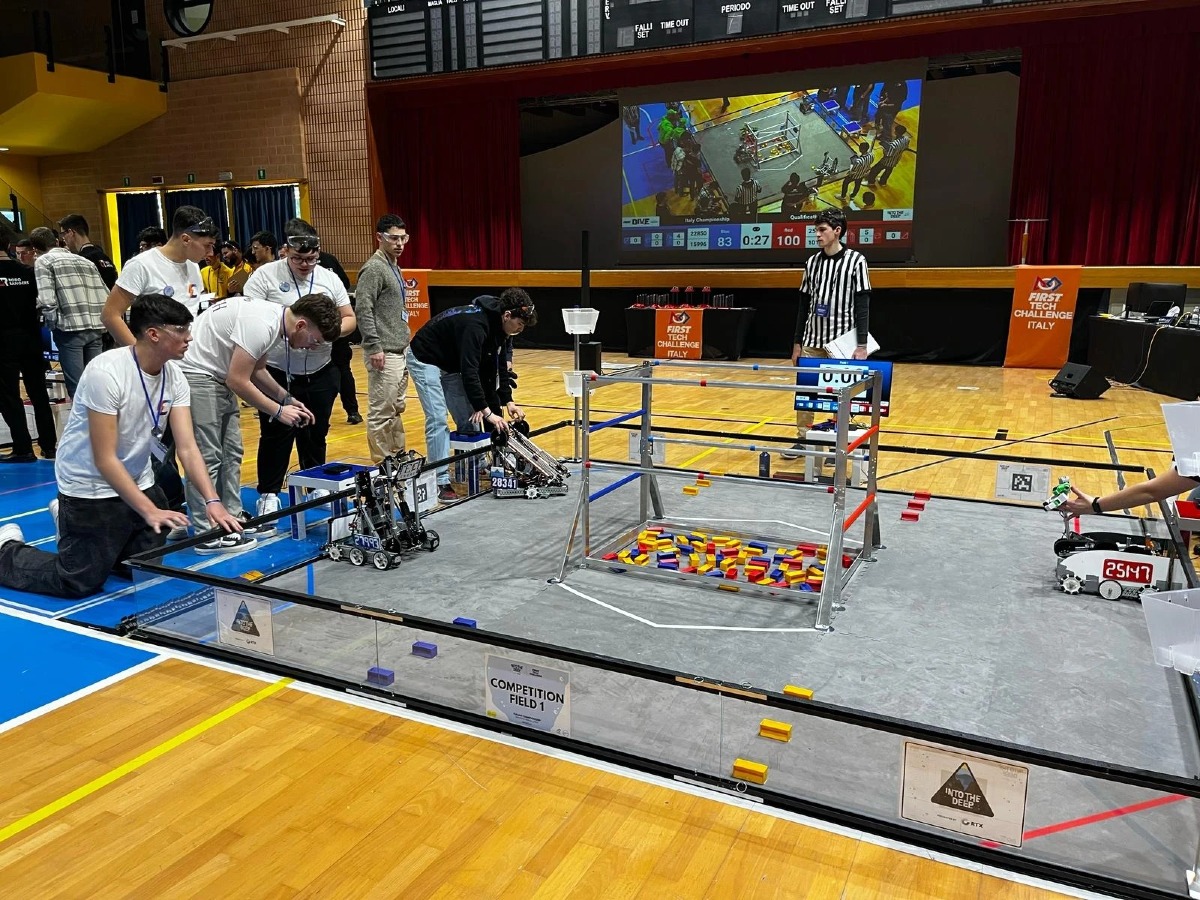 San Marino capitale dei giovani innovatori: debutta Hack Robotics -