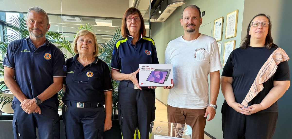 Quando l’impresa incontra il volontariato: donato un tablet al G.I.V. Valconca -