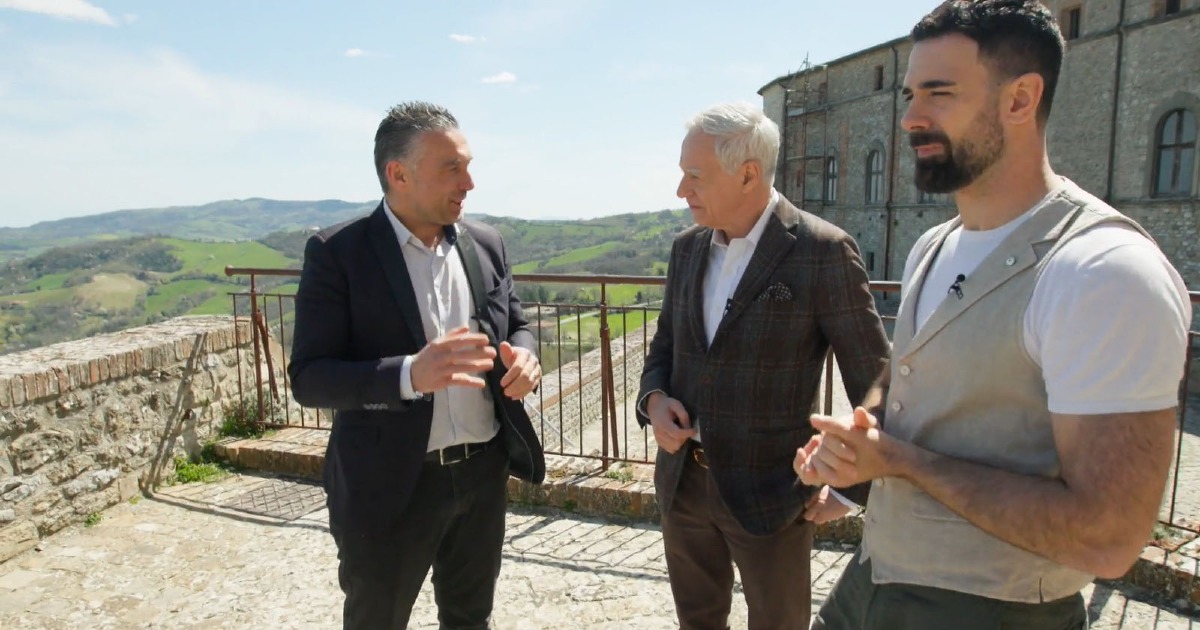 San Leo protagonista della nuova stagione di Locande del Cuore su Food Network - Il sindaco Leonardo Bindi con Borgnis e Valbuzzi