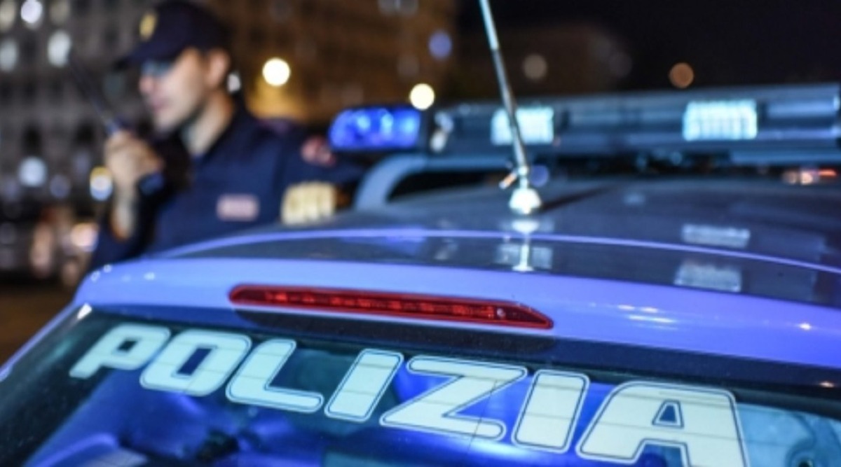 A Rimini per curare il figlio disabile. Trovano l'auto distrutta dai vandali - 