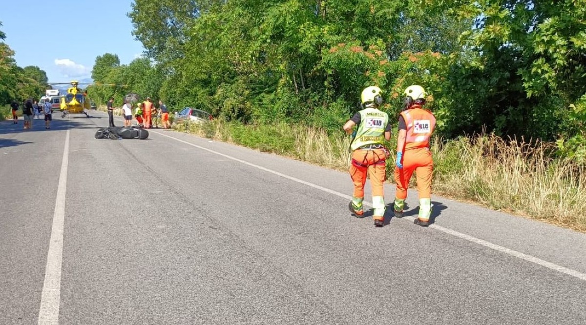 Paurosa carambola fra 5 mezzi sulla SP 17, due feriti - Ph Ballante