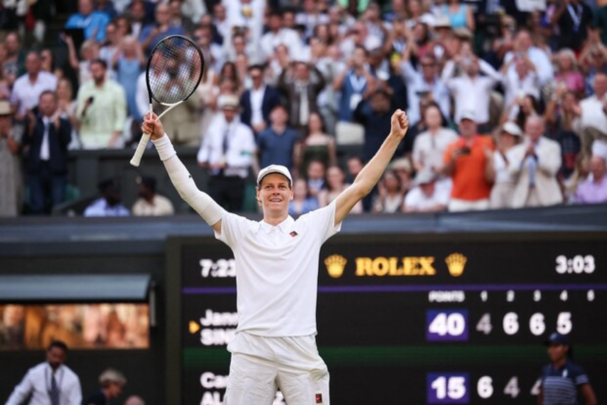 Il mondo ai piedi di Sinner: trionfo a Wimbledon, ma in Italia è polemica sulle assenze - © Ansa