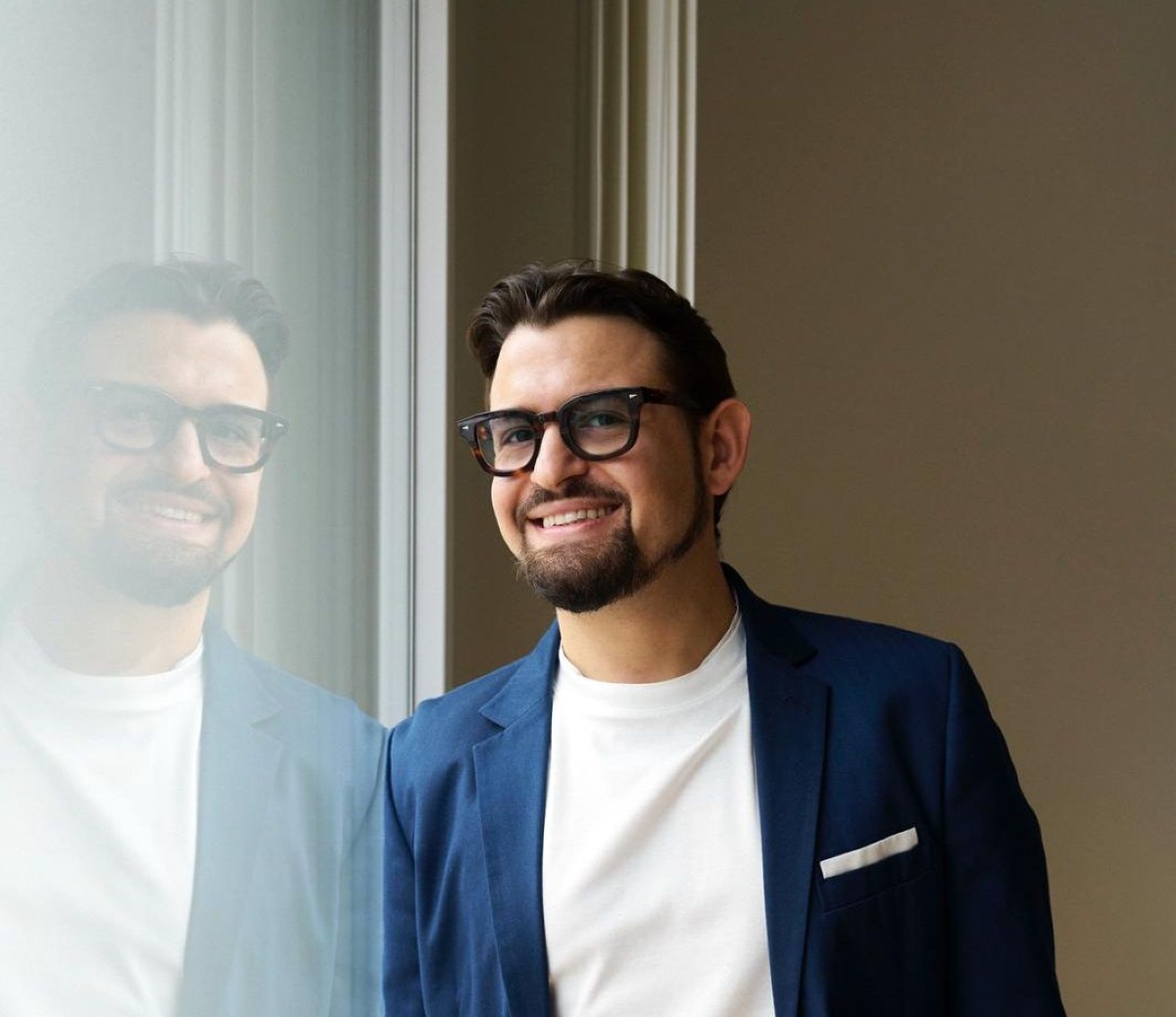 Faccette Dentali:il sorriso che cambia la vita anche in vacanza. Intervista al Dott. Chicone - Dott. Alessandro Rocco Chicone