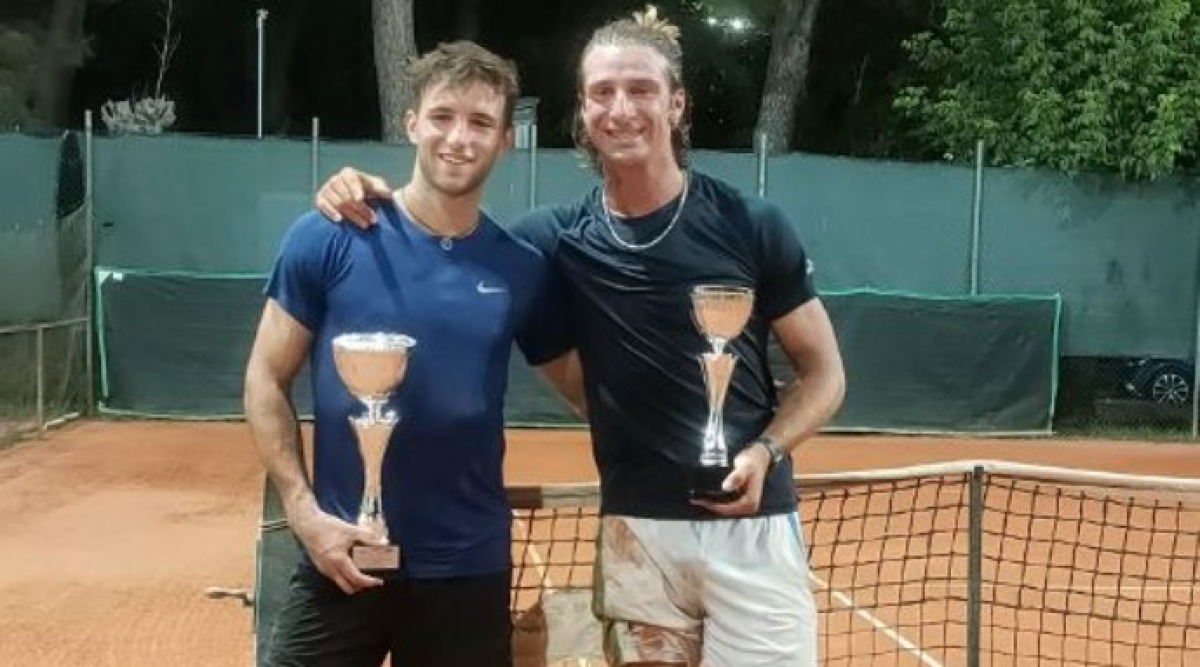 Tennis, Open al Ct Venustas: vince Zannoni su Canini - Da sinistra Zannoni e Canini