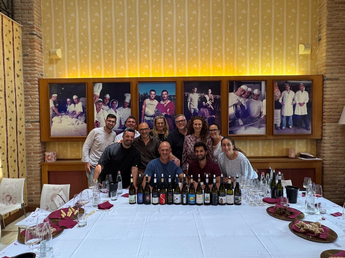 La Rebola riminese sotto i riflettori internazionali: Jeff Porter in visita alle cantine -