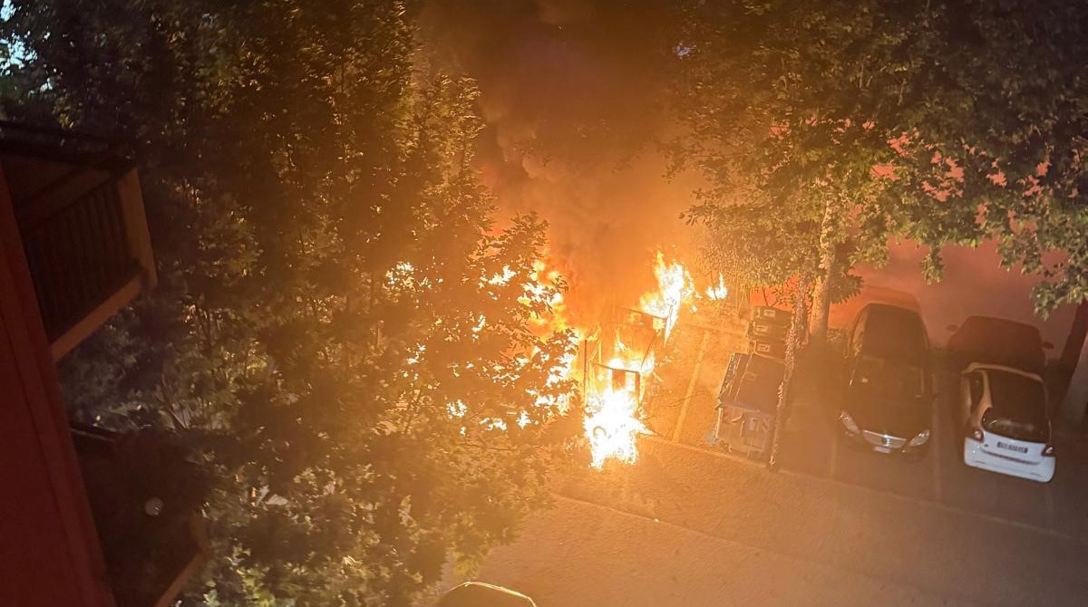 A fuoco l'auto del criminalista Barzan: si indaga su reato intimidatorio -