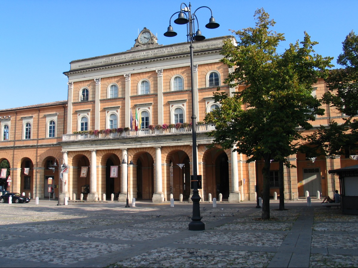 Uffici comunali di Santarcangelo, ecco le modifiche degli orari di apertura per il mese di agosto - 