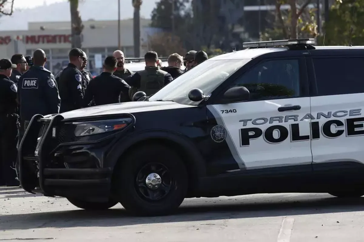 Usa: veicolo finisce contro la folla a Los Angeles, almeno 30 feriti - © Ansa