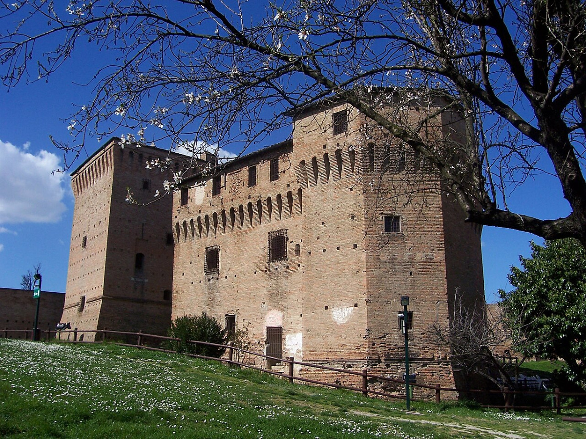 La fortezza che fu carcere segreto e rifugio d’amore, storie di prigionia e passioni dentro una roccaforte - Foto: Otello Amaducci/Wikipedia