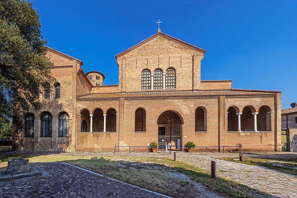 Ravenna custodisce un capolavoro bizantino tra i più iconici: il monumento eterno tra silenzio e mosaici - Foto: Vanni Lazzari/Wikipedia