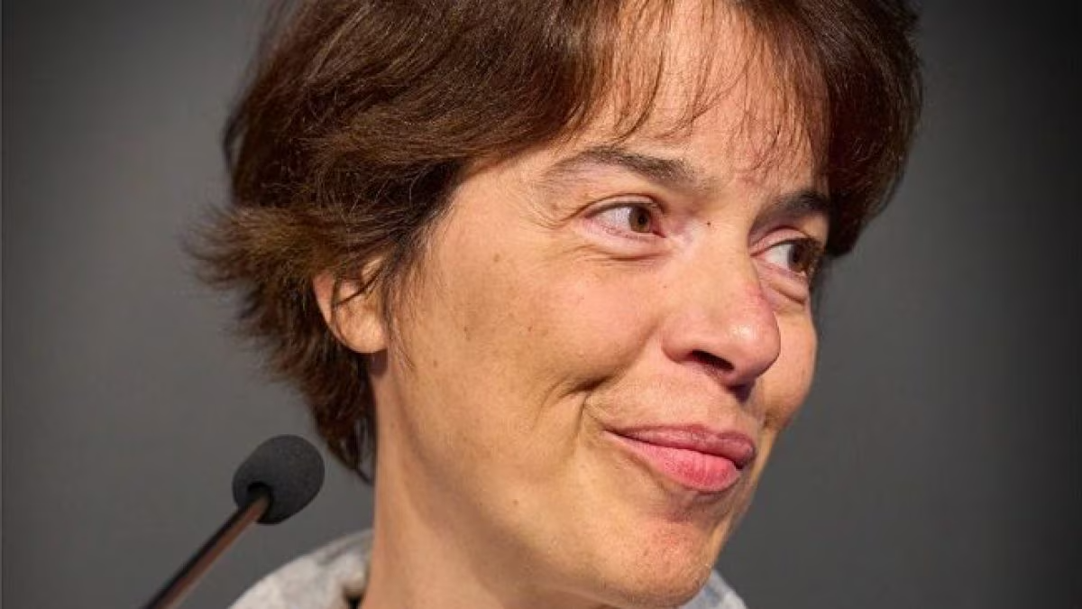 Suicidio assistito: è morta Laura Santi, la giornalista malata di sclerosi. “Ho scelto la libertà” -