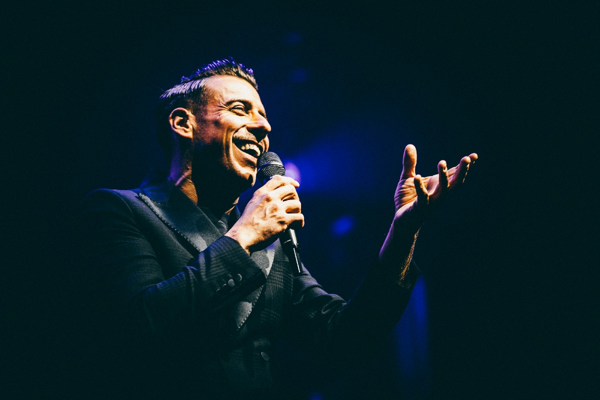 Il tour estivo di Francesco Gabbani passa dall'Arena della Regina di Cattolica -