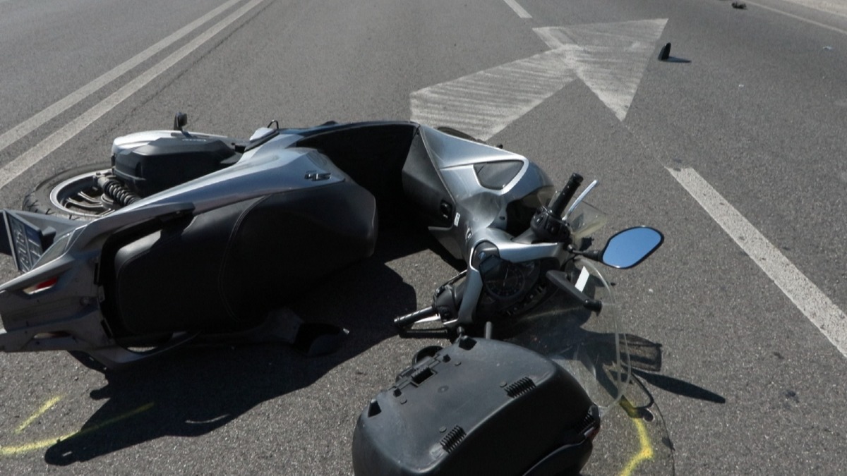 Schianto sulla Via Emilia: scooterista travolto da un’auto, rischia l’amputazione di un braccio - Il luogo dell'incidente