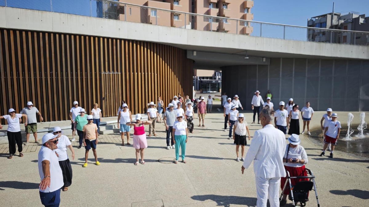 "Attiviamoci!" Flash mob per il benessere alla Pride Week di Rimini -