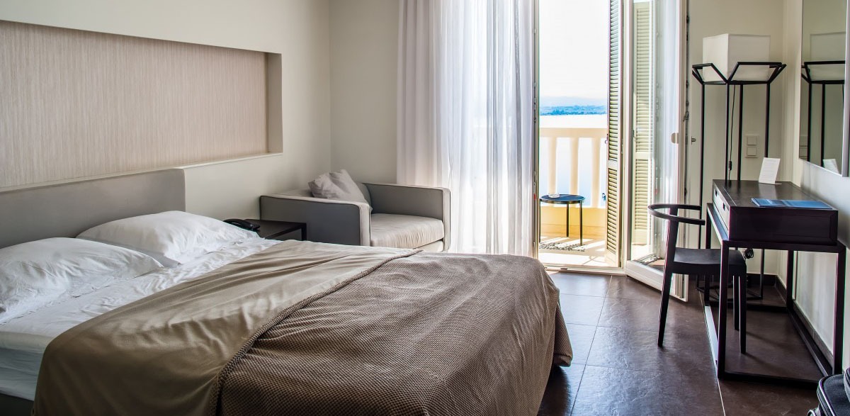 Rimini lancia il modello dell'albergo diffuso per contrastare la crisi dell'ospitalità - Repertorio