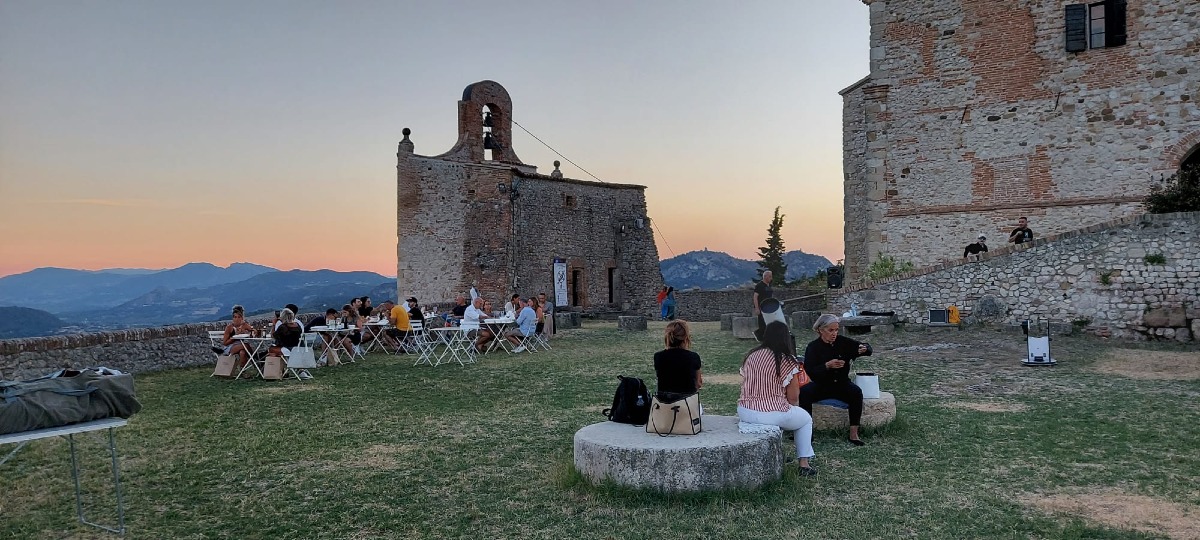 La magia delle stelle alla Rocca di Verucchio: picnic, letture e osservazioni celesti - 