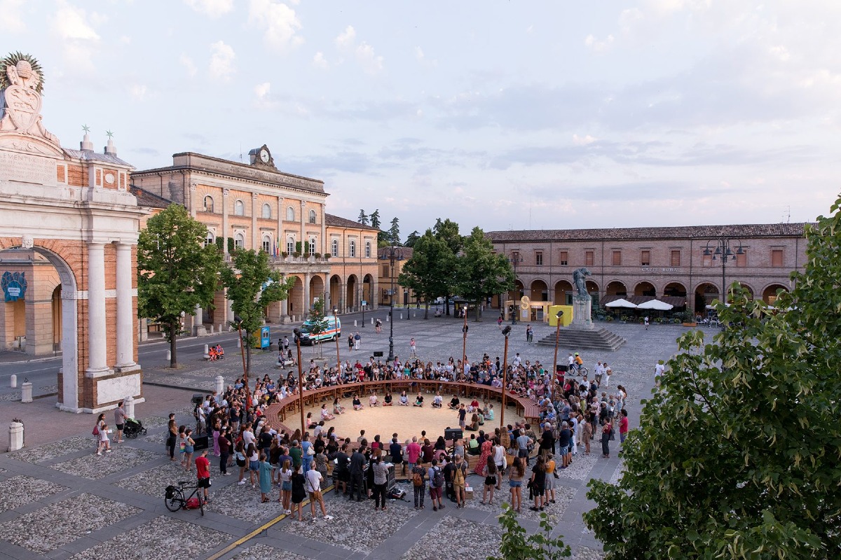 Santarcangelo festival rifinanziato dopo le proteste. Allegni: "Un esito positivo grazie alla mobilitazione del territorio" -