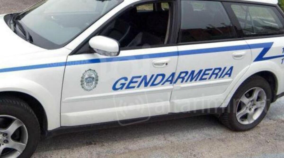 Nascondeva più di 50 armi nell'auto. Arrestato a San Marino un 68enne -