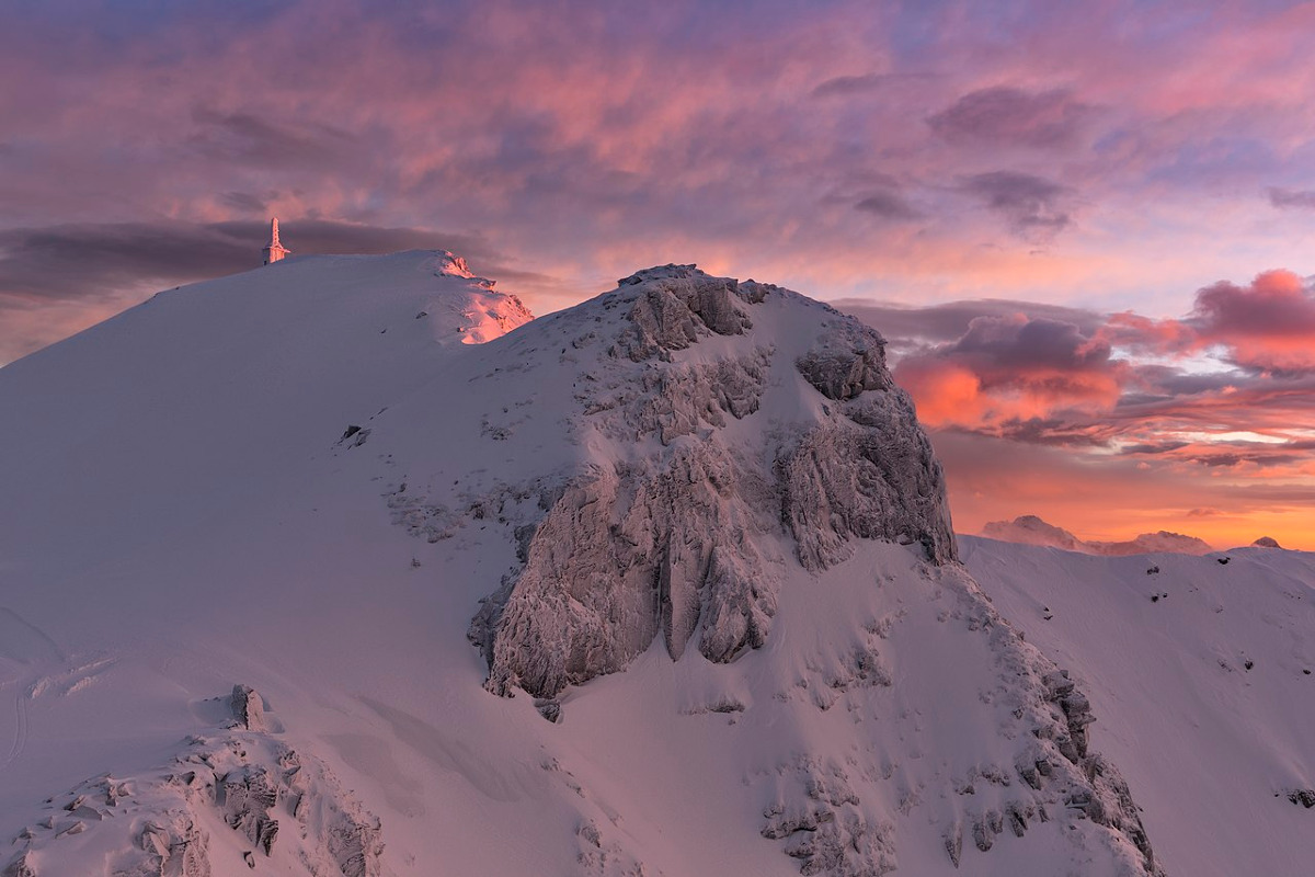 La vetta dimenticata dell’Appennino reggiano e la sua vista sconfinata che pochi conoscono -