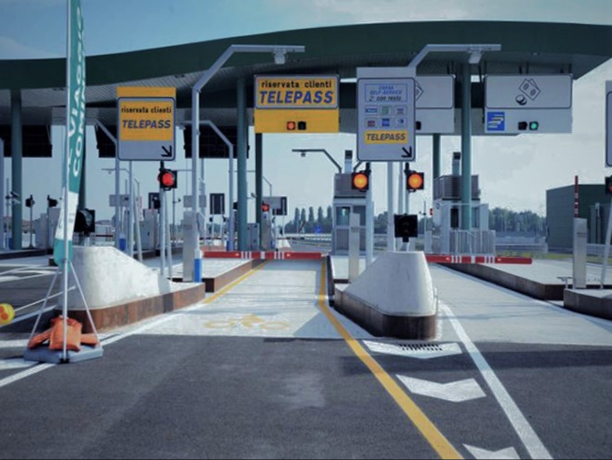 Rimini, il sindaco Sadegholvaad propone un nuovo casello autostradale sulla A14 - Foto di repertorio
