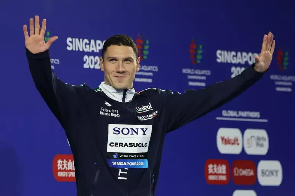 Ai Mondiali di nuoto di Singapore l’oro dell’imolese Simone Cerasuolo nei 50 metri rana - 