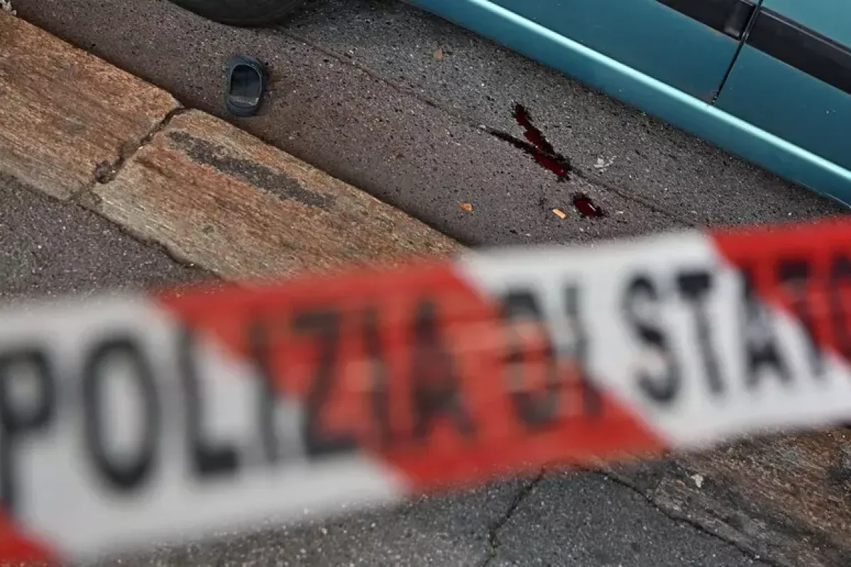 Caccia all'uomo che ha accoltellato a morte un giovane a Torino -