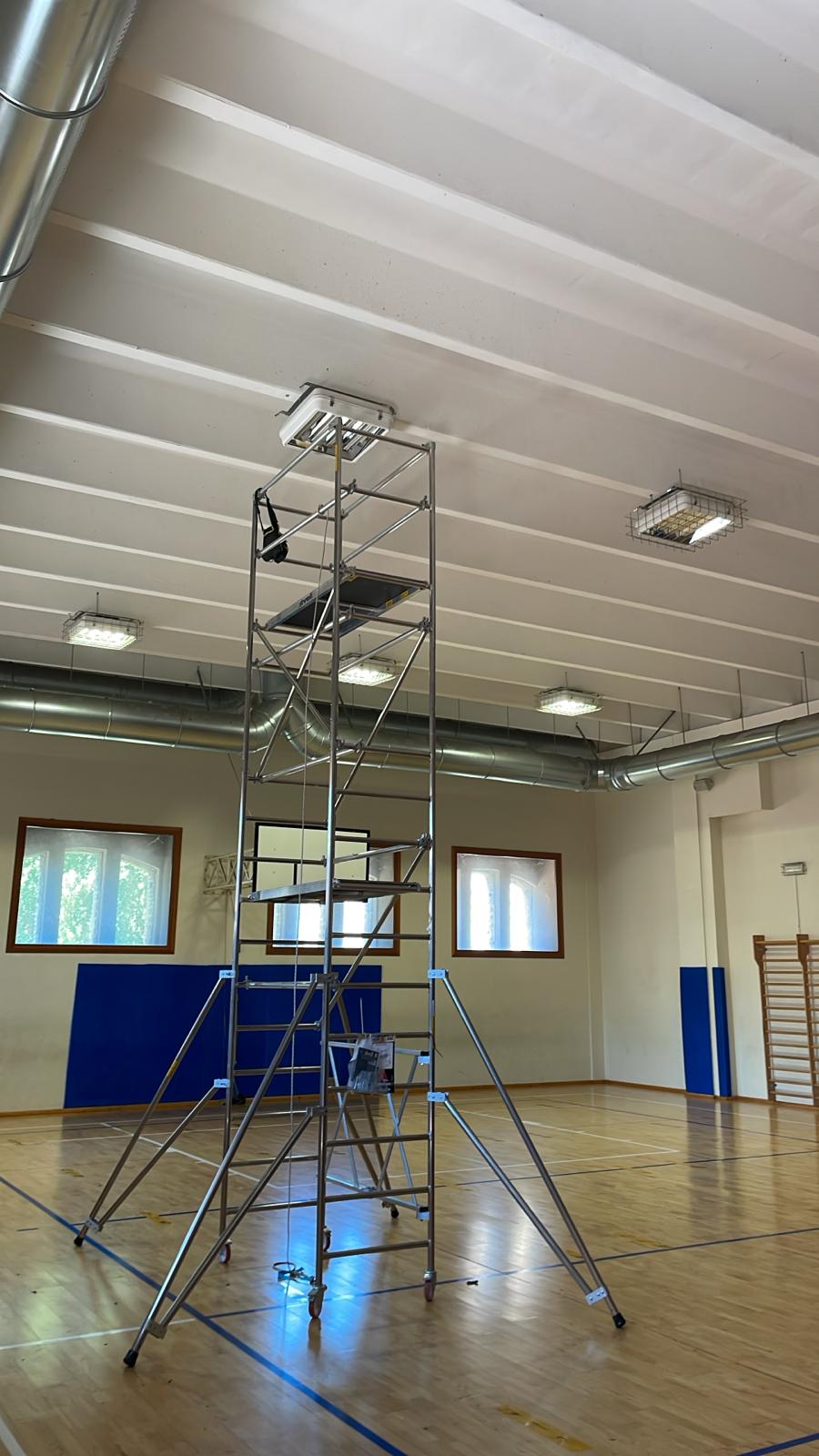 I lavori alla palestra di viale Einaudi