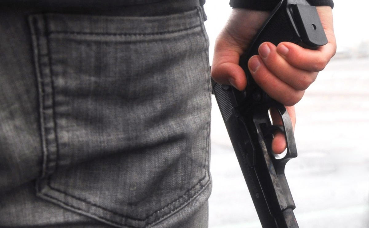 "Vi sparo alle gambe": l'ira del titolare del minimarket contro la Polizia, l'uomo è una guardia giurata - 