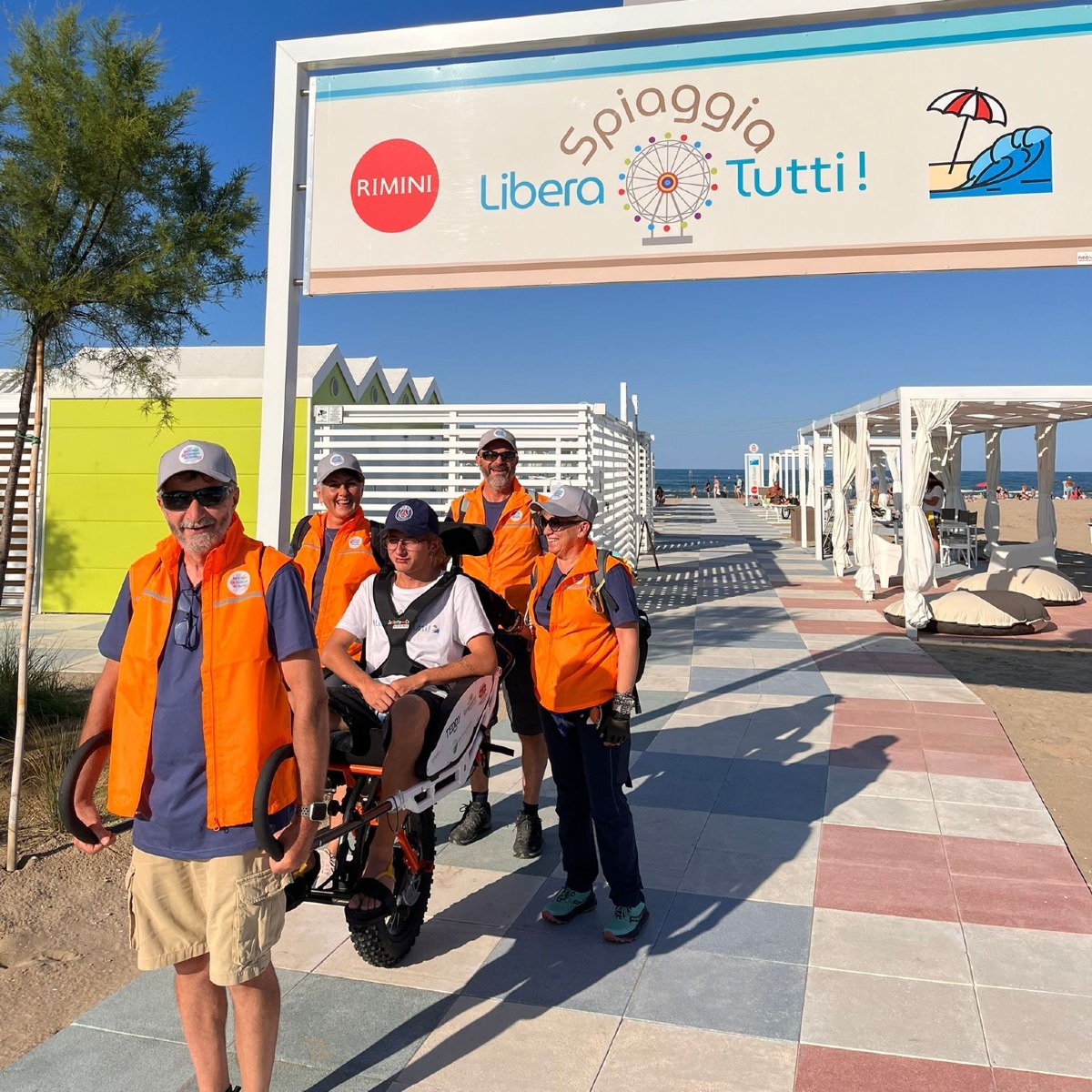 Rimini senza barriere: camminate gratuite con Joelette per scoprire la città - 