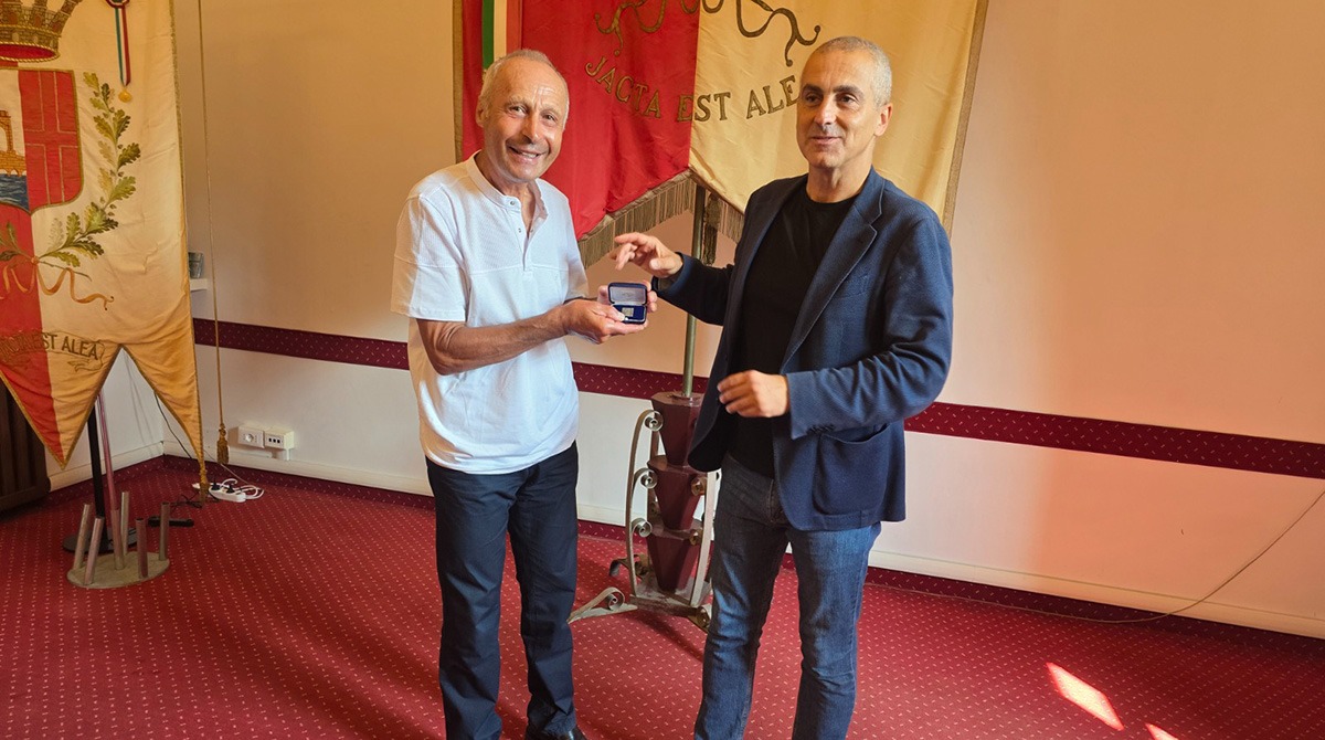 Il riminese dei record celebrato dalla sua città: Sadegholvaad incontra il ciclista Pagliarani - 