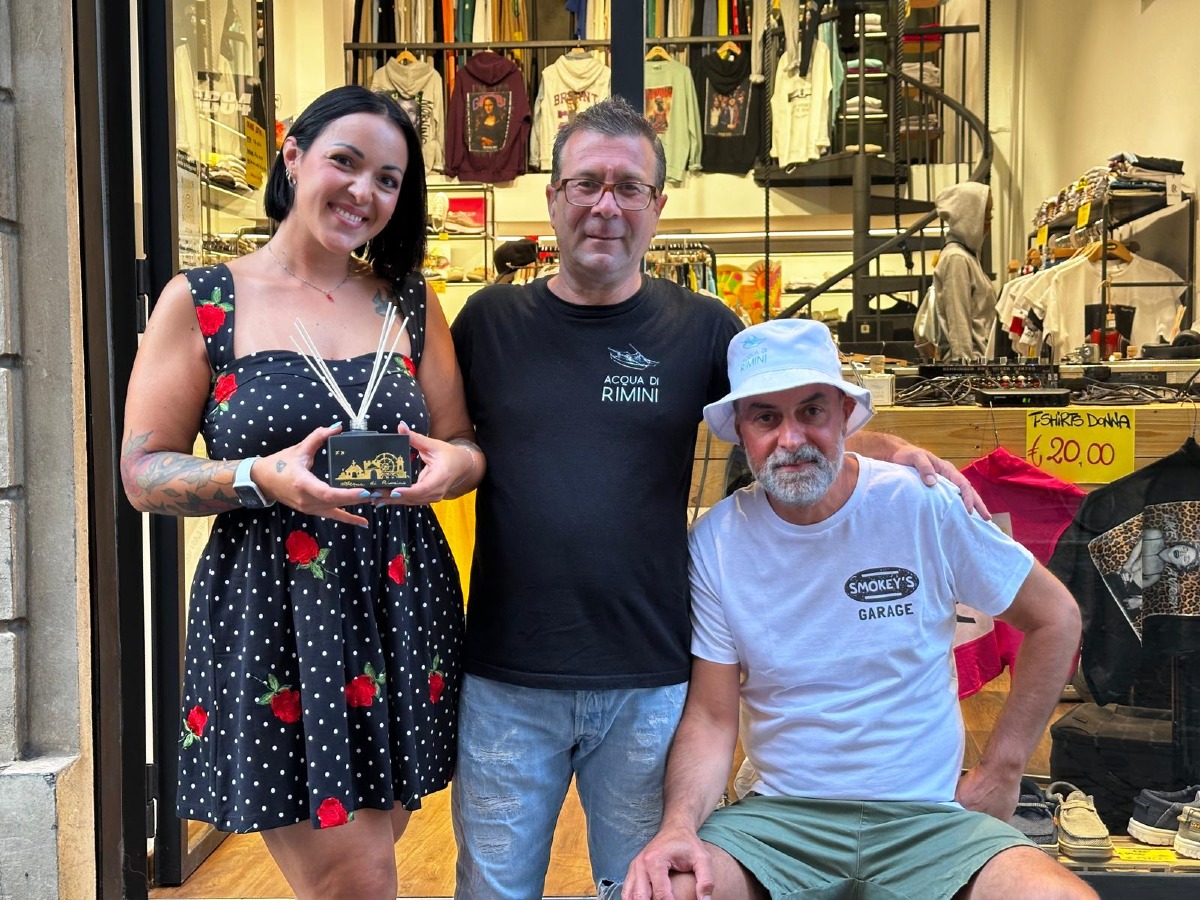 La magia di Rimini in una boccetta: il profumo di Lanzoni in edizione speciale per la Shopping Night - 