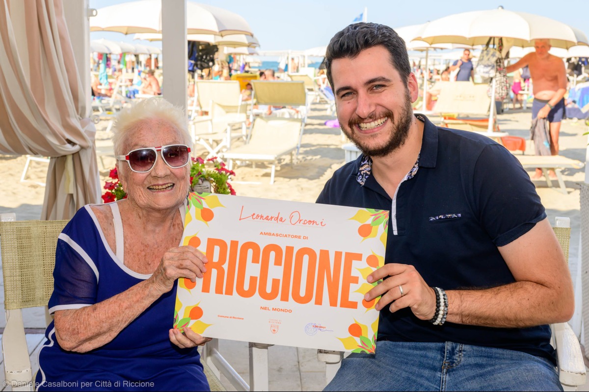 In vacanza a Riccione dal 1947: la storia di Leonarda Orsoni e il suo amore per la Perla Verde -