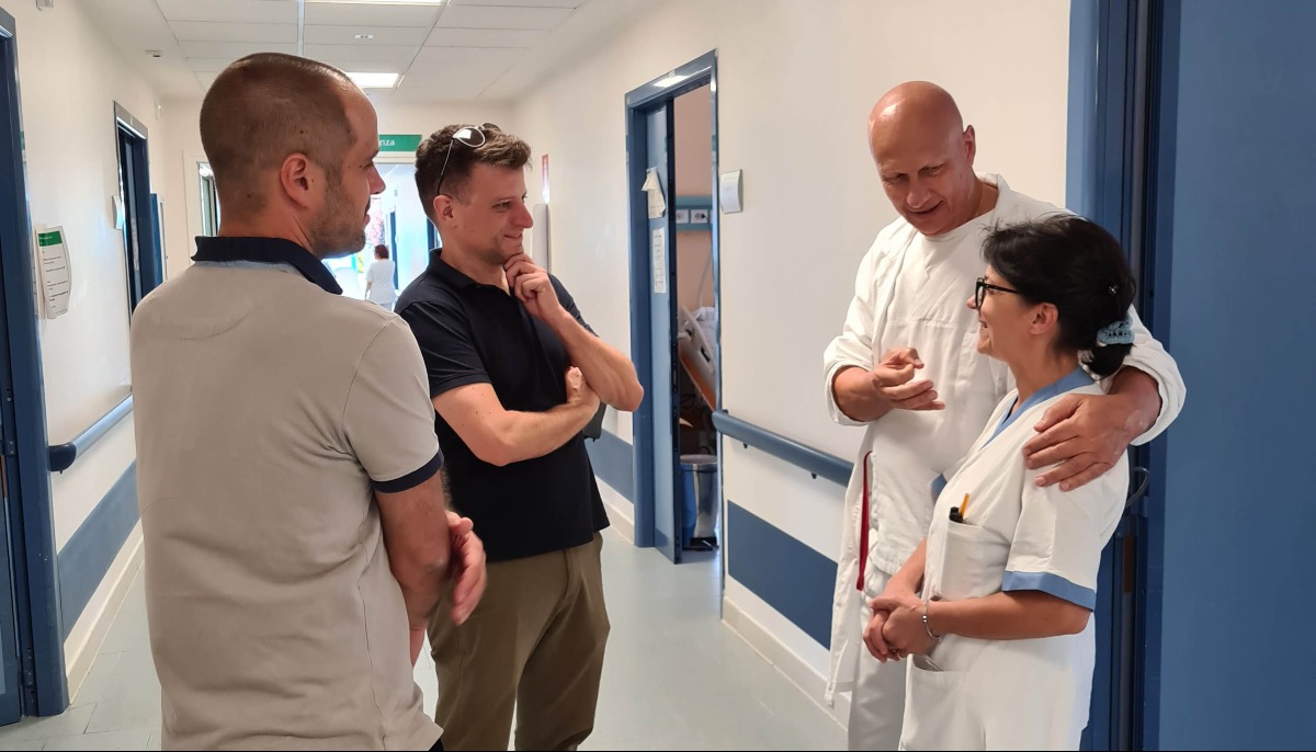 Ferragosto in corsia: sindaco Sacchetti e assessore Borghesi in visita a ospedale e Casa dei Nonni - 